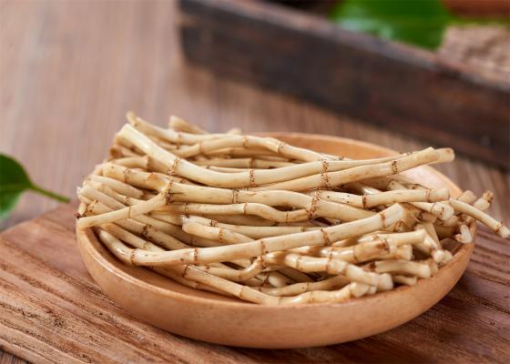 鱼腥草能晒太阳吗,鱼腥草怎么养长的好