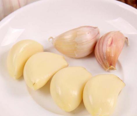 鸭肉可以放大蒜吗？鸭肉和大蒜相克吗？