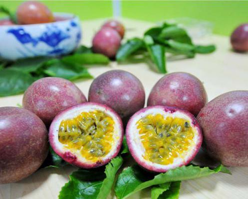 百香果蜂蜜水小孩能喝吗？